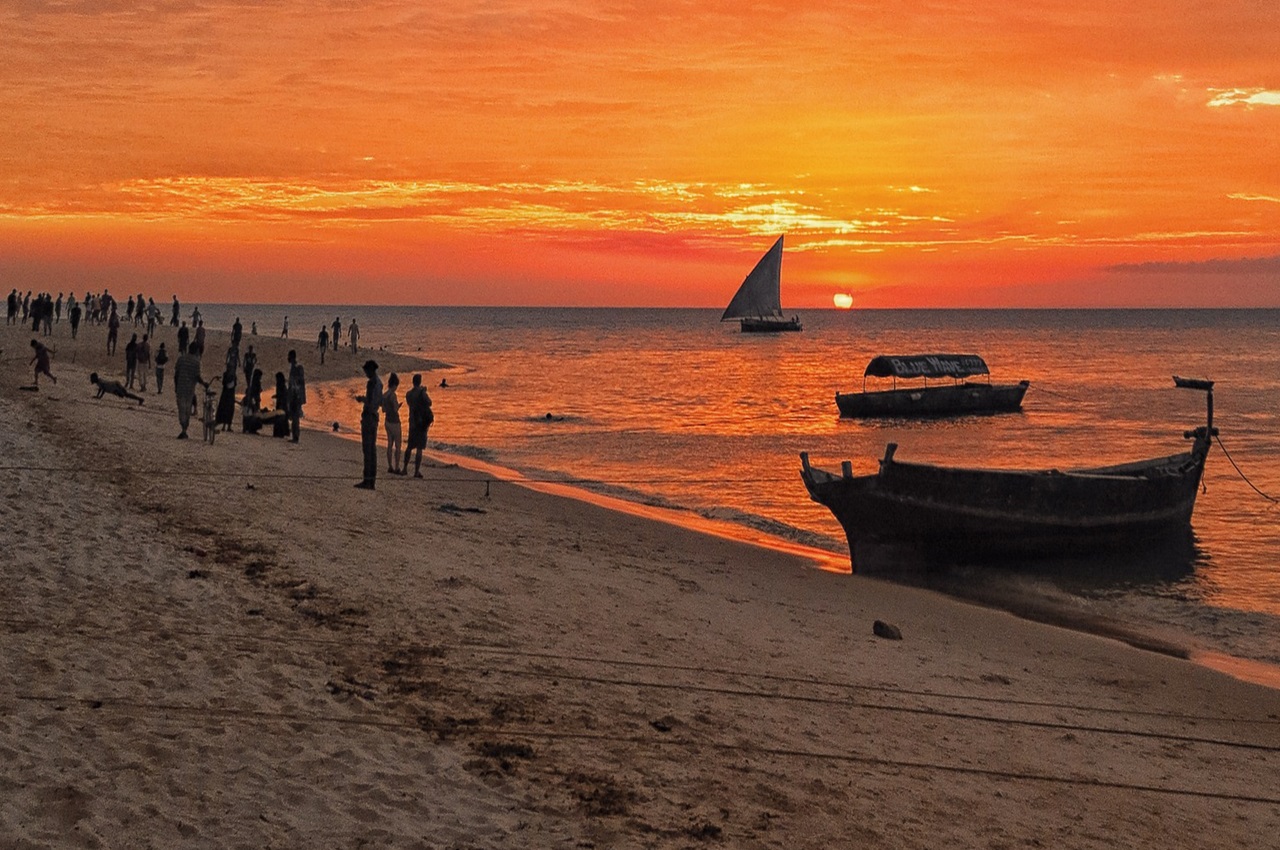 14- Days Private Safari & Zanzibar Beach Vacation